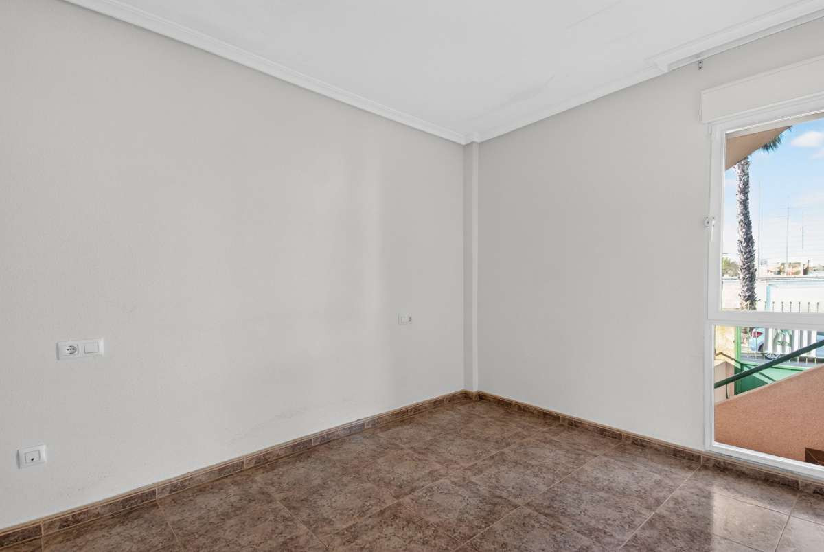 For sale - 2 Bedroom 1 Bathroom House - Bungalow in San Pedro del Pinatar - Lo Pagan  - Murcia