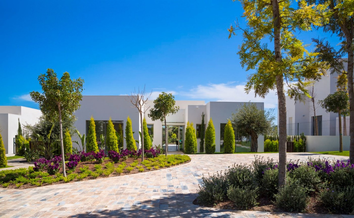 For sale - 4 Bedroom 3 Bathroom House - Detached Villa in Orihuela - Las Colinas Golf  - Alicante