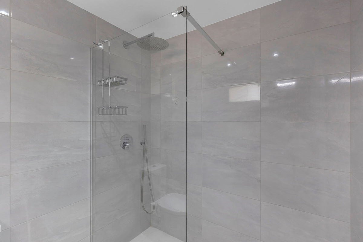 For sale - 2 Bedroom 2 Bathroom Apartment - Middle Floor Apartment in Orihuela - La Zenia  - Alicante
