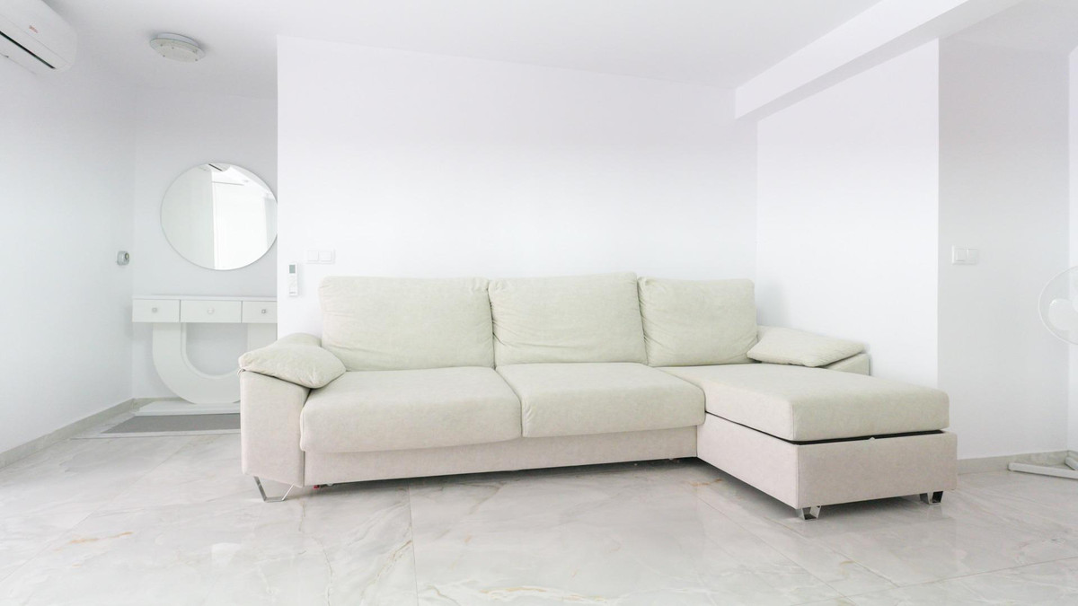 For sale - 4 Bedroom 3 Bathroom House - Townhouse in Orihuela - Punta Prima  - Alicante