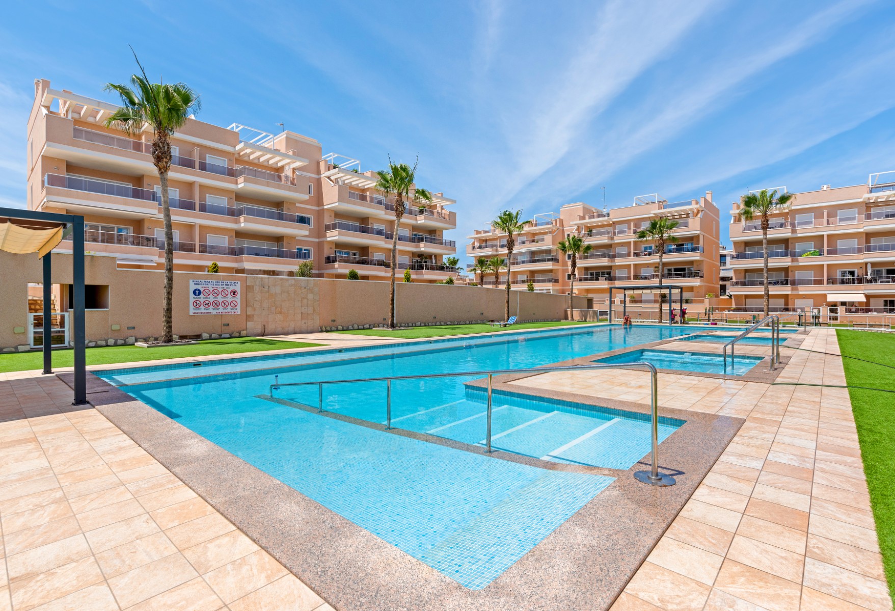 For sale - 3 Bedroom 2 Bathroom Apartment in Orihuela Costa - Los Dolses  - Alicante