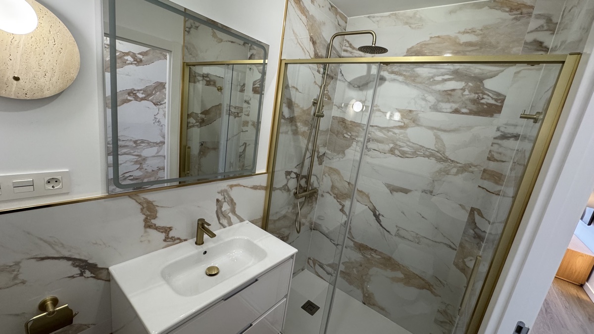 For sale - 2 Bedroom 1 Bathroom Apartment in Punta Prima - , Punta Prima, Alicante, Spain - Alicante