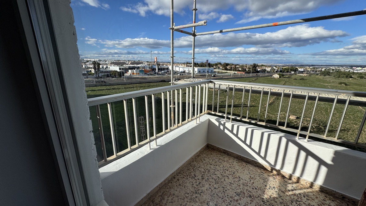 For sale - 2 Bedroom 1 Bathroom Apartment in Punta Prima - , Punta Prima, Alicante, Spain - Alicante