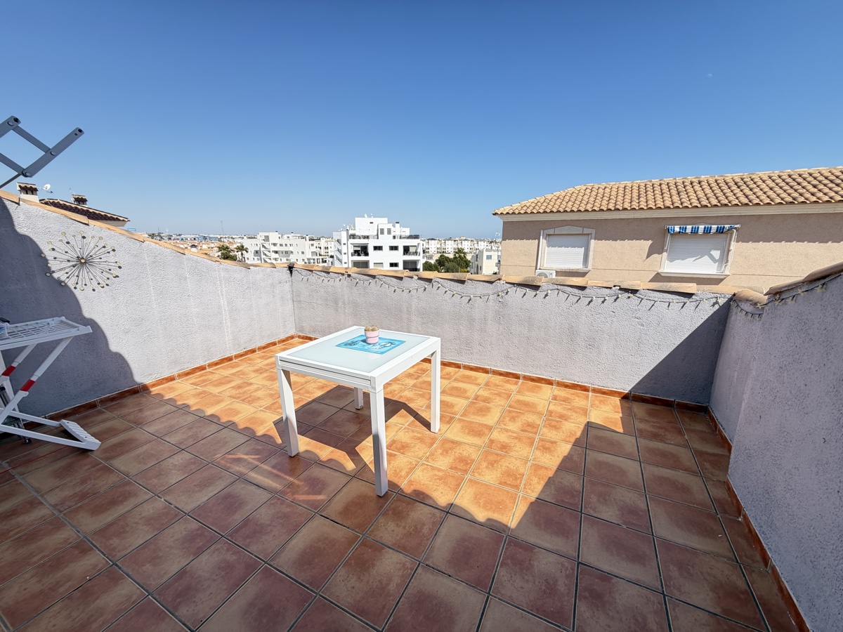 For sale - 3 Bedroom 2 Bathroom Apartment in La Zenia - , La Zenia, Alicante, Spain - Alicante