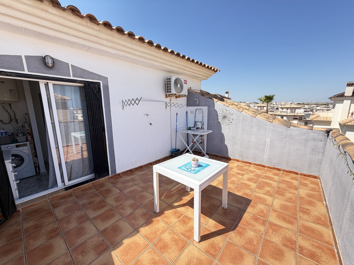For sale - 3 Bedroom 2 Bathroom Apartment in La Zenia - , La Zenia, Alicante, Spain - Alicante