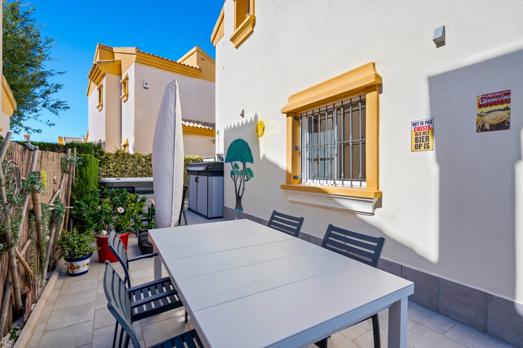 For sale - 3 Bedroom 2 Bathroom Villa in El Raso - El Raso  - Alicante