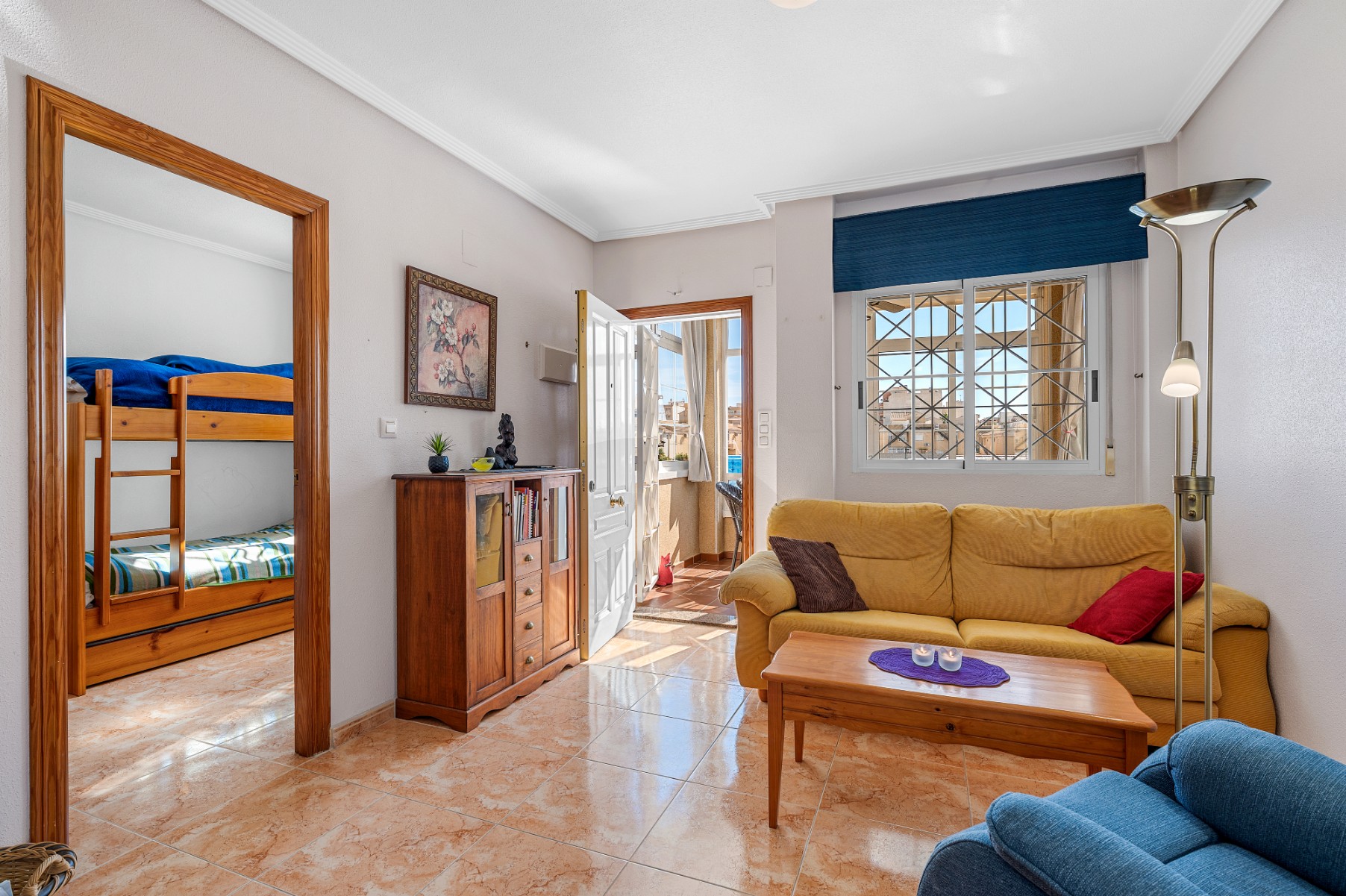 For sale - 2 Bedroom 1 Bathroom Penthouse Apartment in Torrevieja - Torrevieja  - Alicante