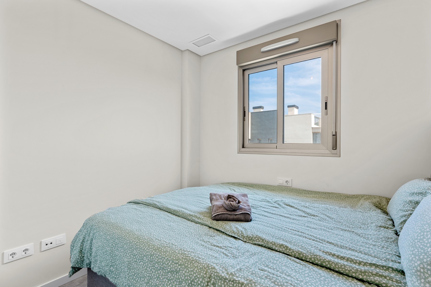 For sale - 3 Bedroom 2 Bathroom Apartment in Orihuela Costa - Los Dolses  - Alicante