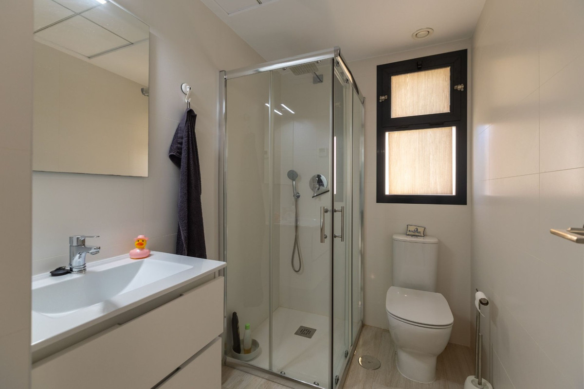 For sale - 2 Bedroom 2 Bathroom Apartment - Ground Floor Apartment in Orihuela - Villamartin  - Alicante