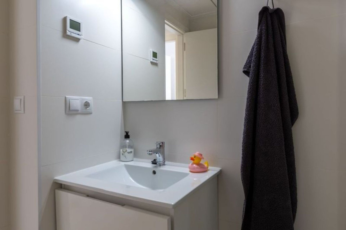 For sale - 2 Bedroom 2 Bathroom Apartment - Ground Floor Apartment in Orihuela - Villamartin  - Alicante