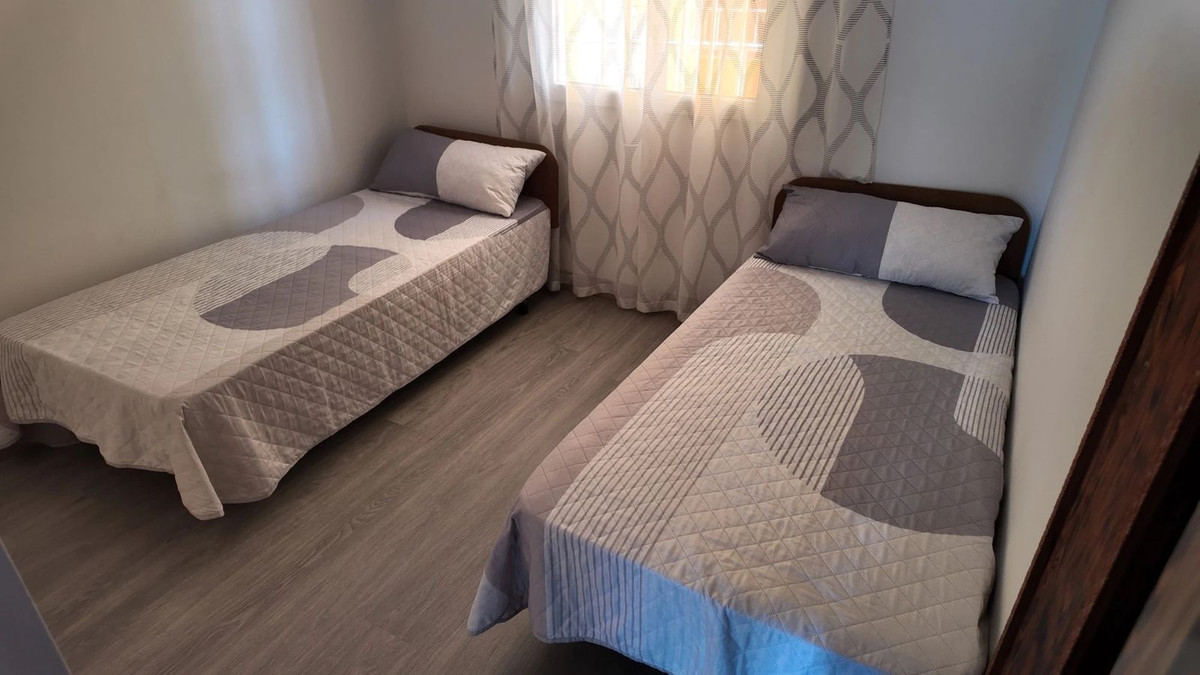 For sale - 3 Bedroom 2 Bathroom Apartment - Middle Floor Apartment in Orihuela - Punta Prima  - Alicante