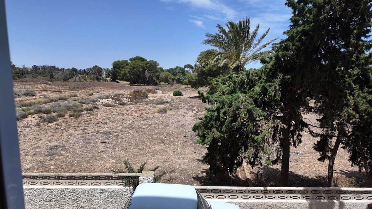 For sale - 3 Bedroom 2 Bathroom Apartment in Punta Prima - Punta Prima  - Alicante