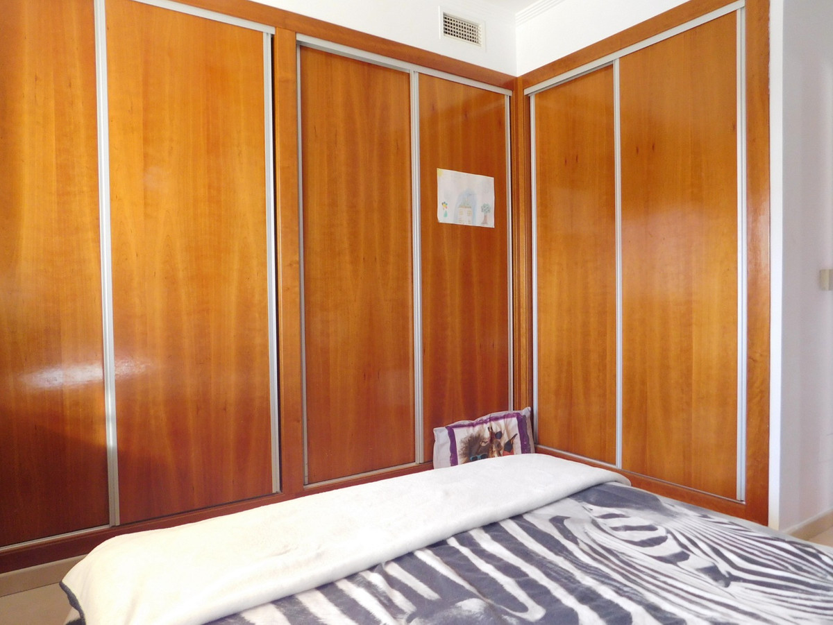 For sale - 4 Bedroom 2 Bathroom House - Detached Villa in Rojales - Ciudad Quesada  - Alicante