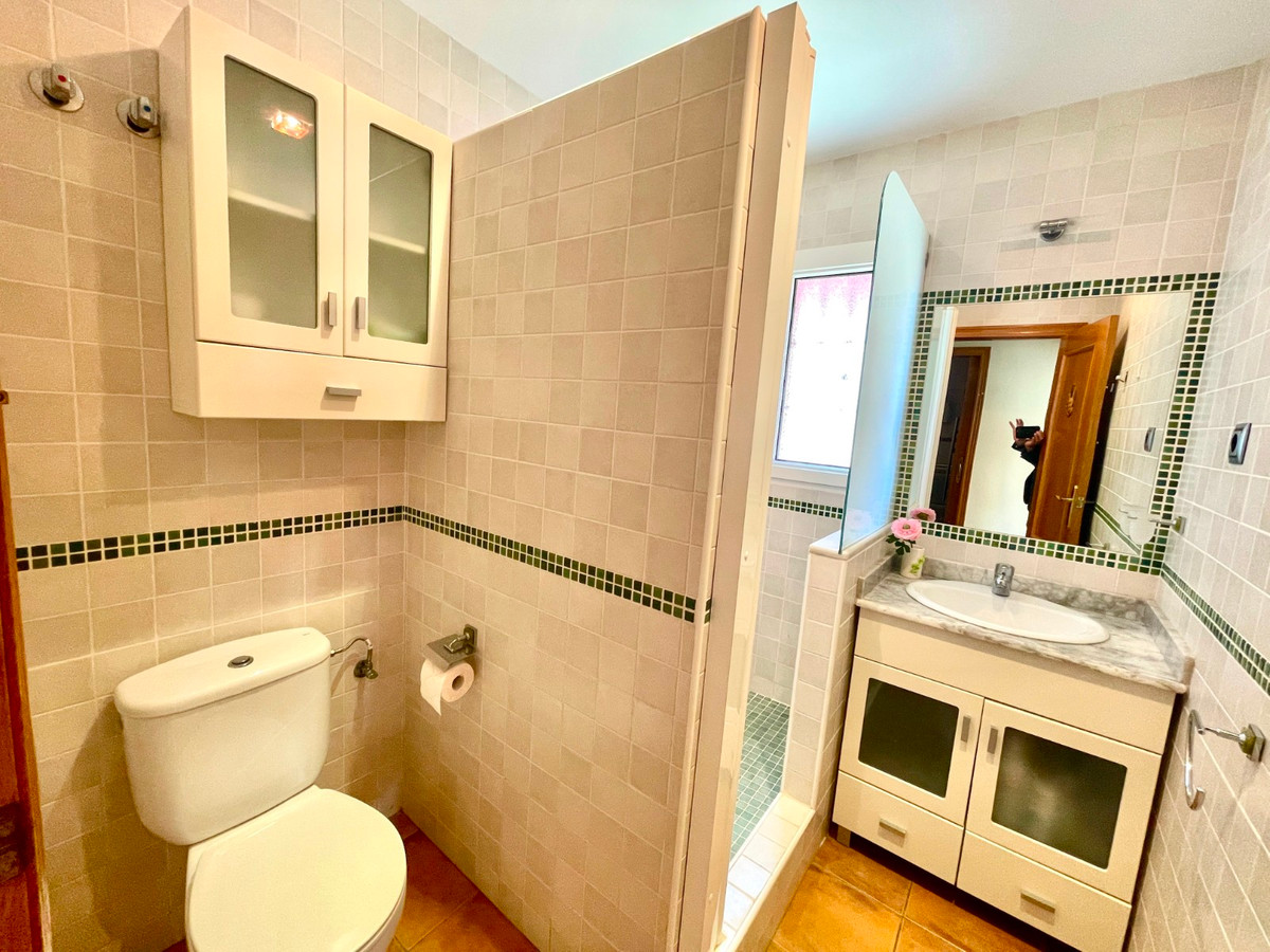 For sale - 4 Bedroom 3 Bathroom House - Townhouse in Pilar de la Horadada - Torre de la Horadada  - Alicante