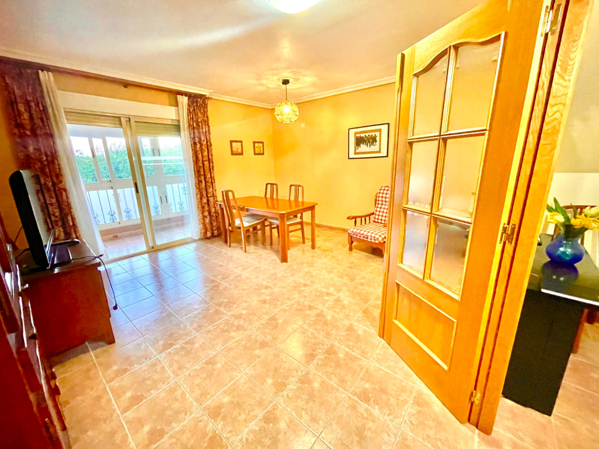 For sale - 3 Bedroom 3 Bathroom House - Detached Villa in Almoradi - Almoradi Centro  - Alicante