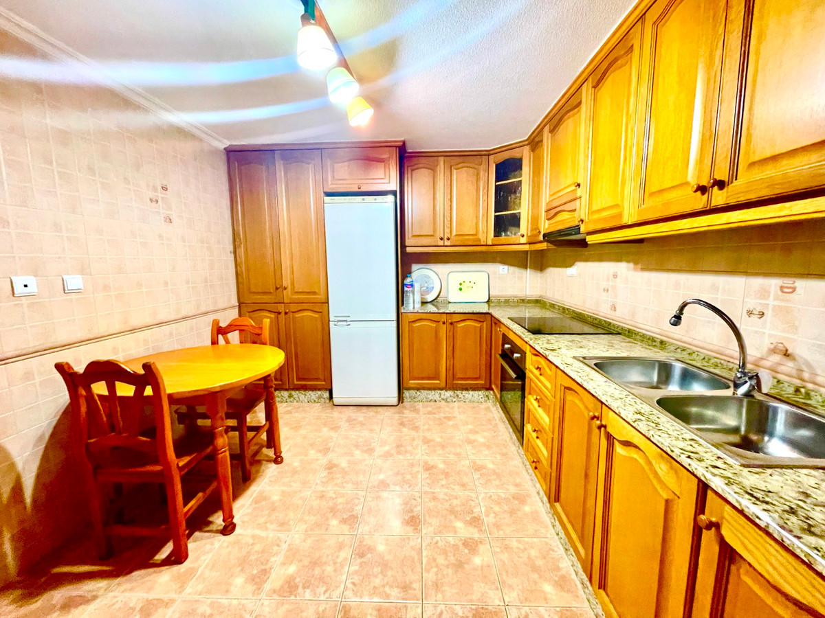 For sale - 3 Bedroom 3 Bathroom House - Detached Villa in Almoradi - Almoradi Centro  - Alicante