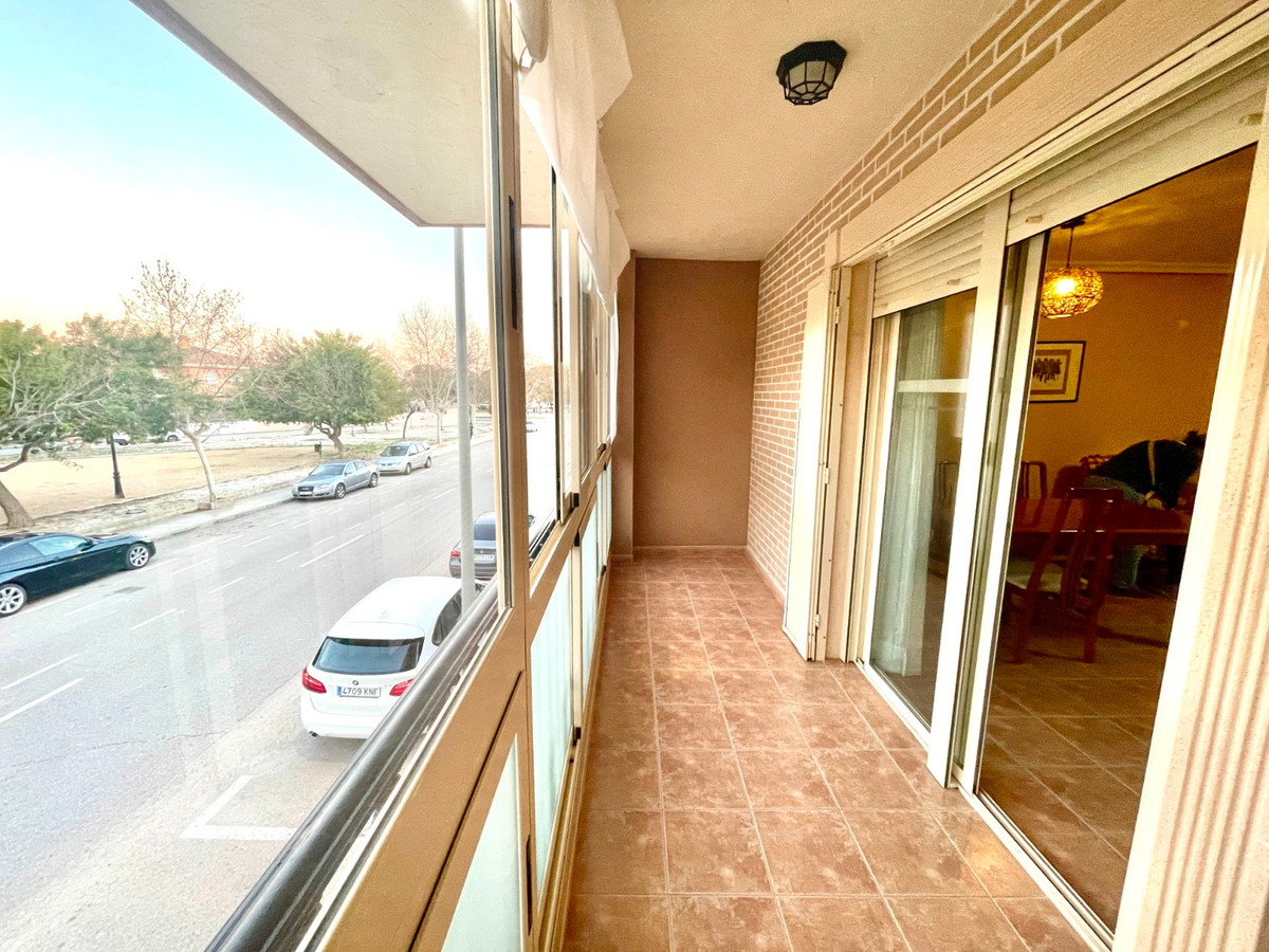 For sale - 3 Bedroom 3 Bathroom House - Detached Villa in Almoradi - Almoradi Centro  - Alicante