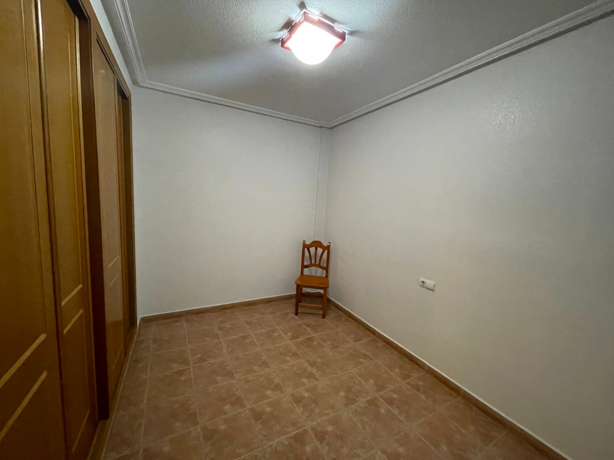 For sale - 3 Bedroom 3 Bathroom House - Detached Villa in Almoradi - Almoradi Centro  - Alicante