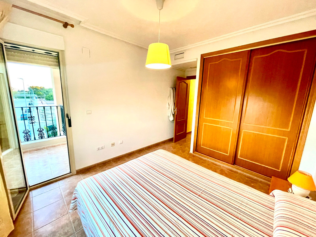 For sale - 3 Bedroom 3 Bathroom House - Detached Villa in Almoradi - Almoradi Centro  - Alicante