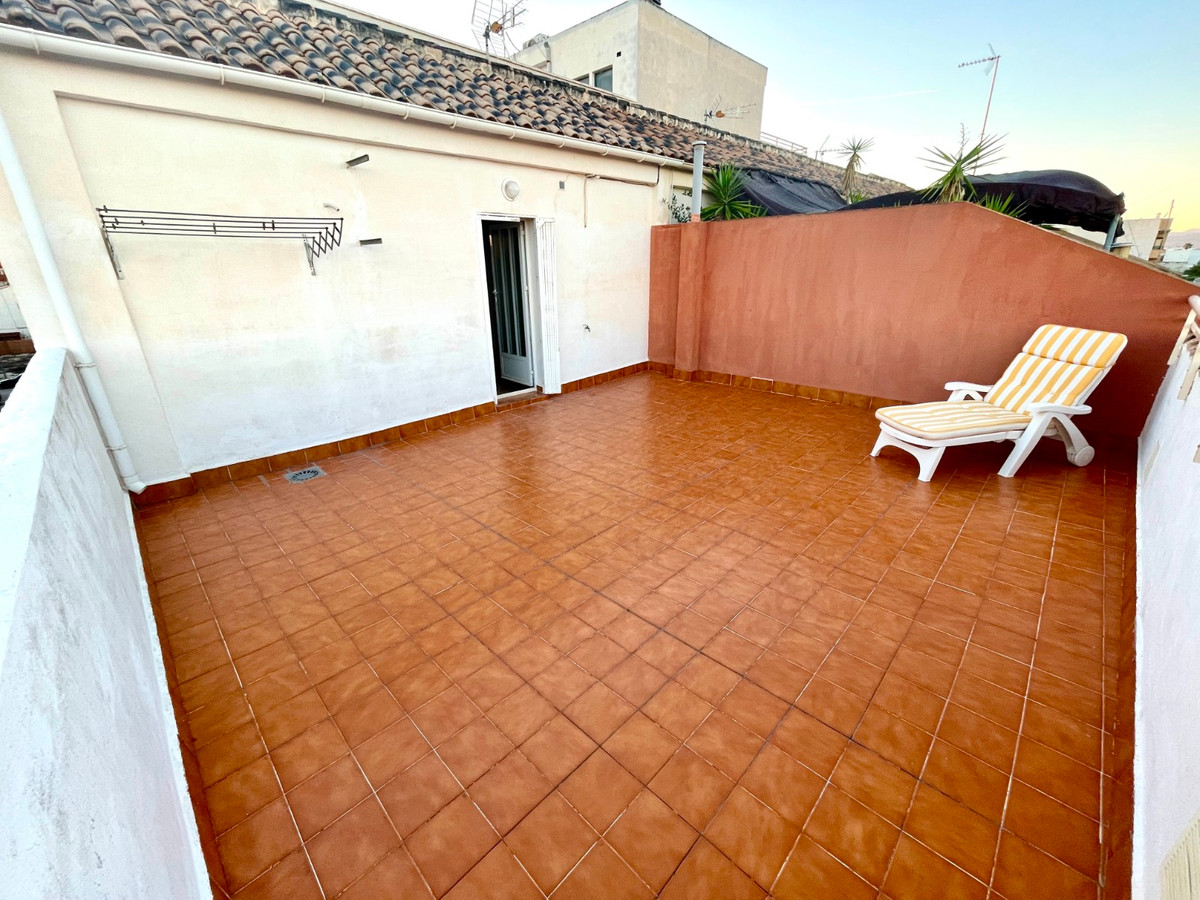 For sale - 3 Bedroom 3 Bathroom House - Detached Villa in Almoradi - Almoradi Centro  - Alicante