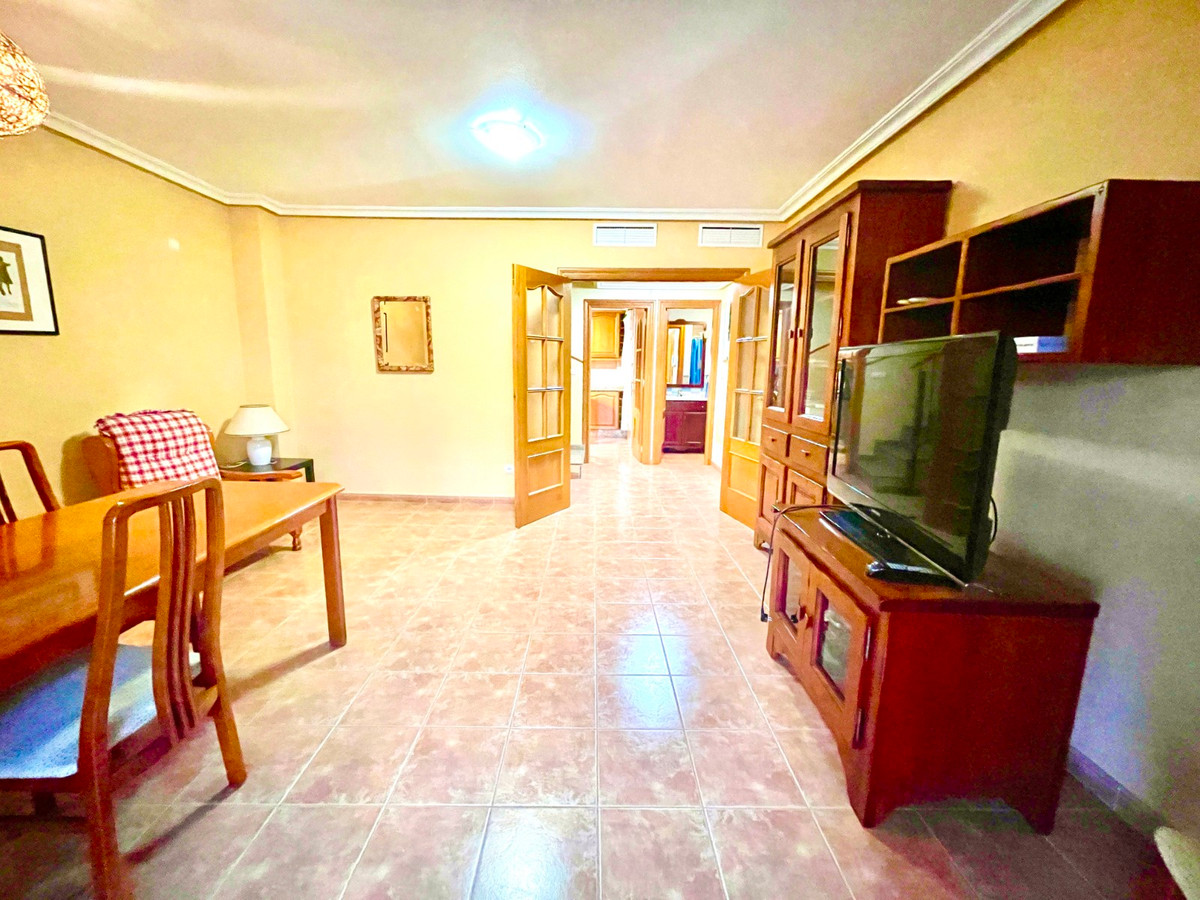 For sale - 3 Bedroom 3 Bathroom House - Detached Villa in Almoradi - Almoradi Centro  - Alicante