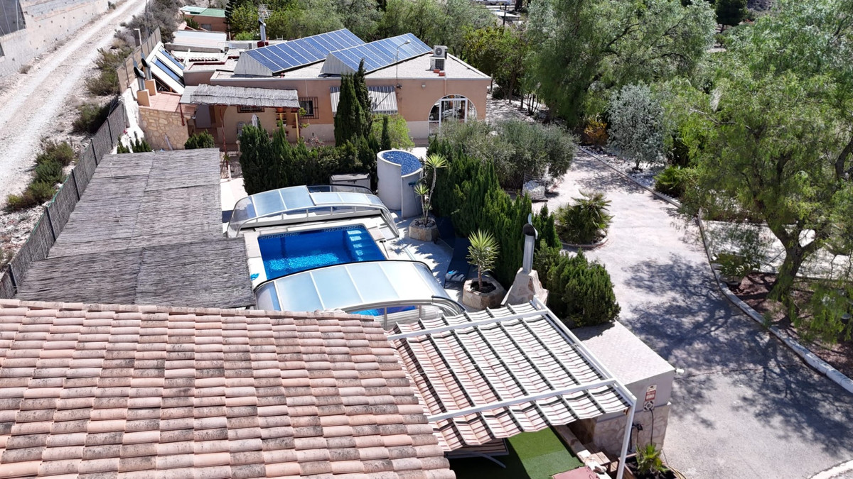 For sale - 5 Bedroom 4 Bathroom House - Finca - Cortijo in Crevillente - Crevillent - Crevillente - Crevillent Centro  - Alicante
