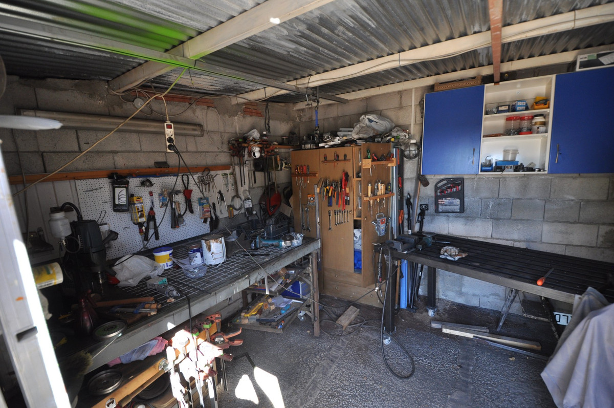 For sale - 5 Bedroom 4 Bathroom House - Finca - Cortijo in Crevillente - Crevillent - Crevillente - Crevillent Centro  - Alicante