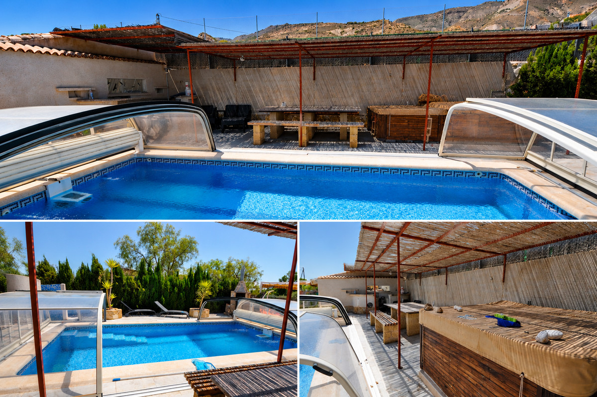 For sale - 5 Bedroom 4 Bathroom Finca in Crevillente  - Crevillente - Crevillent Centro  - Alicante