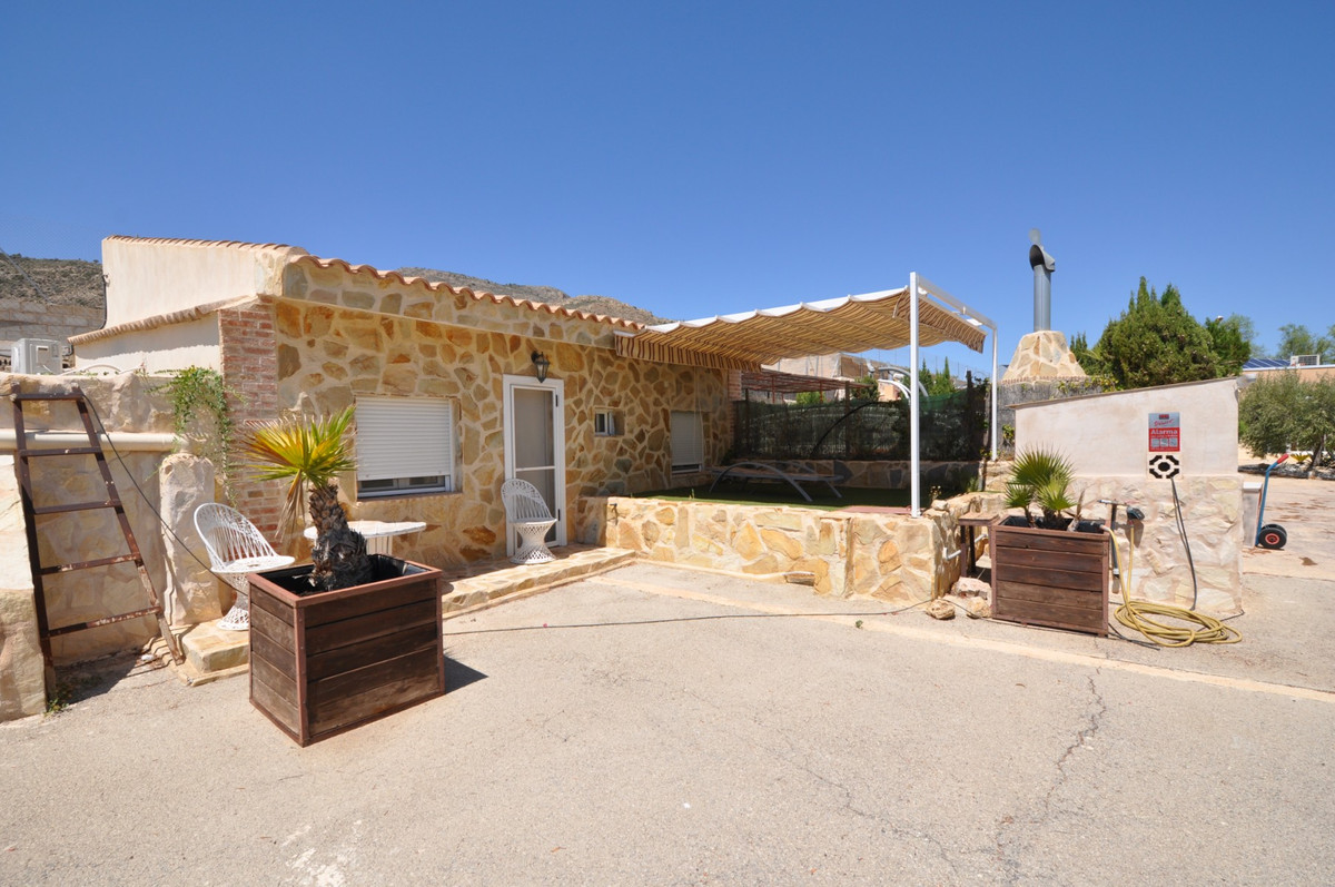 For sale - 5 Bedroom 4 Bathroom House - Finca - Cortijo in Crevillente - Crevillent - Crevillente - Crevillent Centro  - Alicante