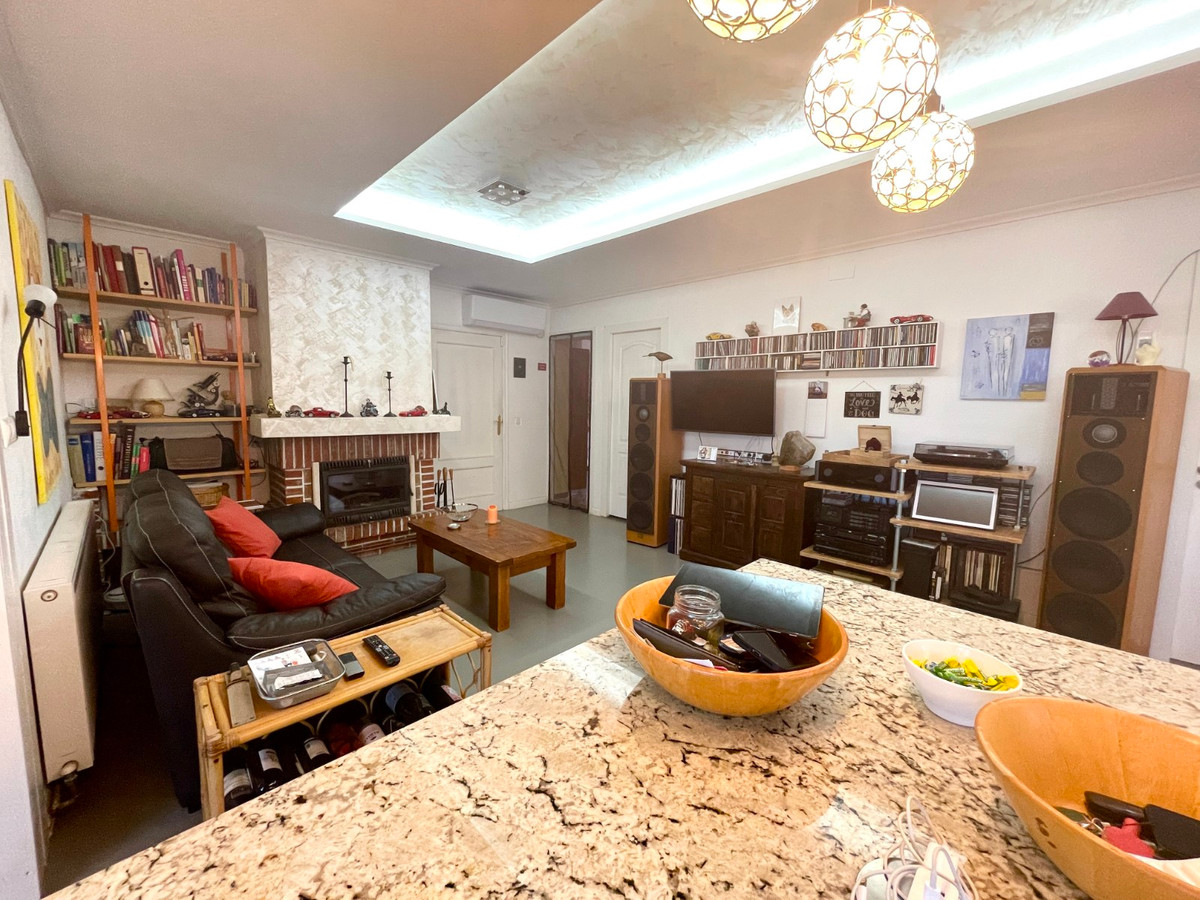 For sale - 5 Bedroom 4 Bathroom Finca in Crevillente  - Crevillente - Crevillent Centro  - Alicante