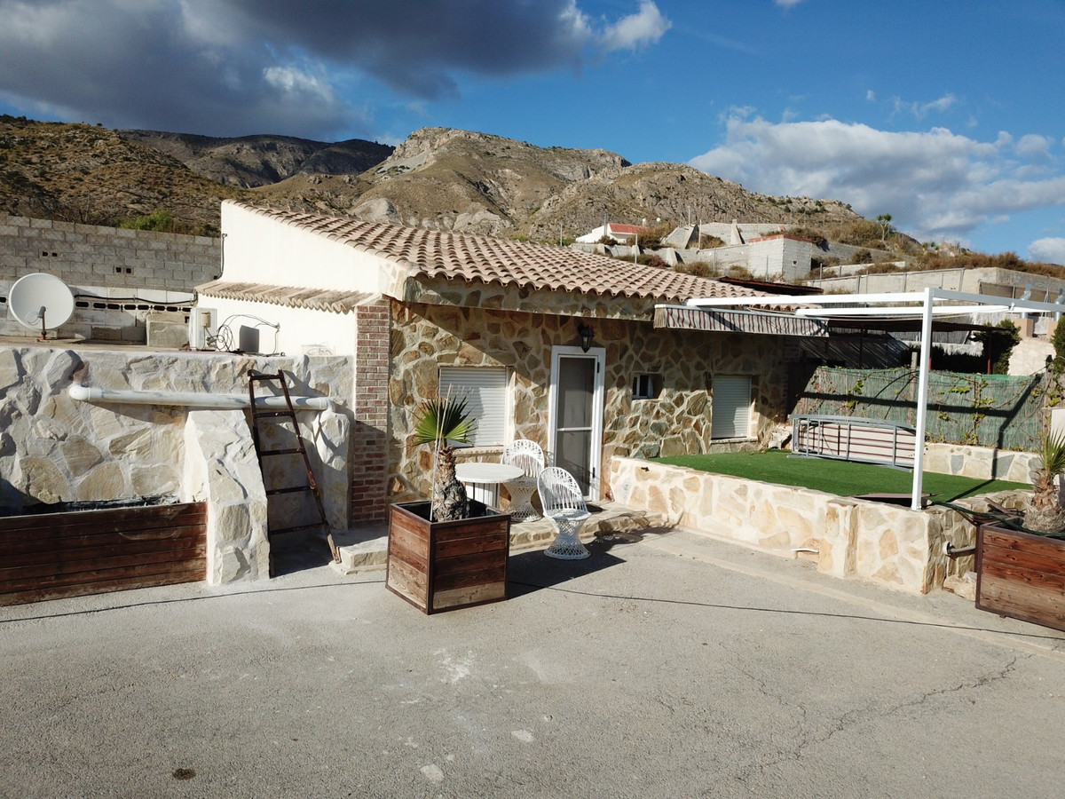 For sale - 5 Bedroom 4 Bathroom House - Finca - Cortijo in Crevillente - Crevillent - Crevillente - Crevillent Centro  - Alicante