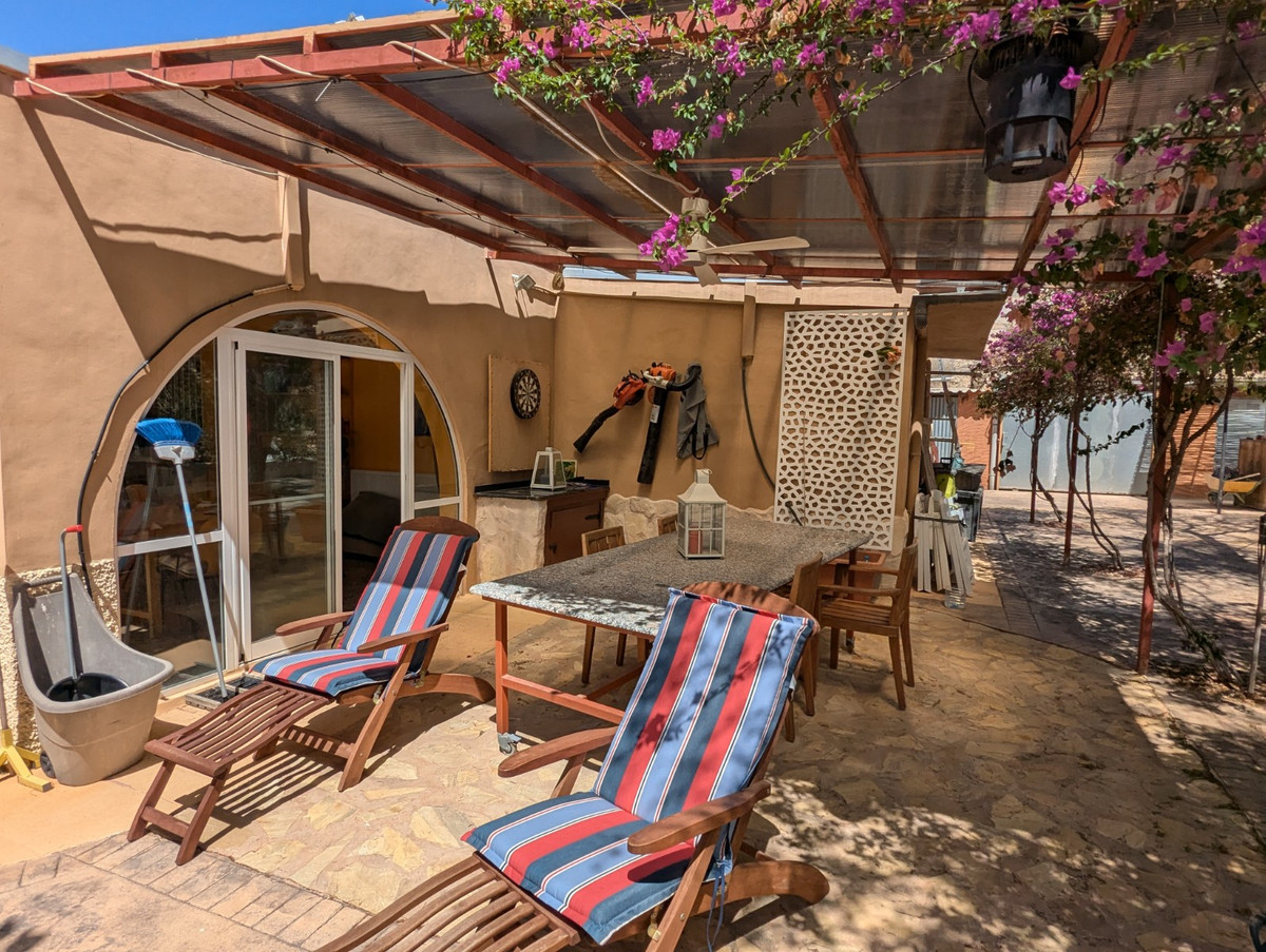 For sale - 5 Bedroom 4 Bathroom House - Finca - Cortijo in Crevillente - Crevillent - Crevillente - Crevillent Centro  - Alicante