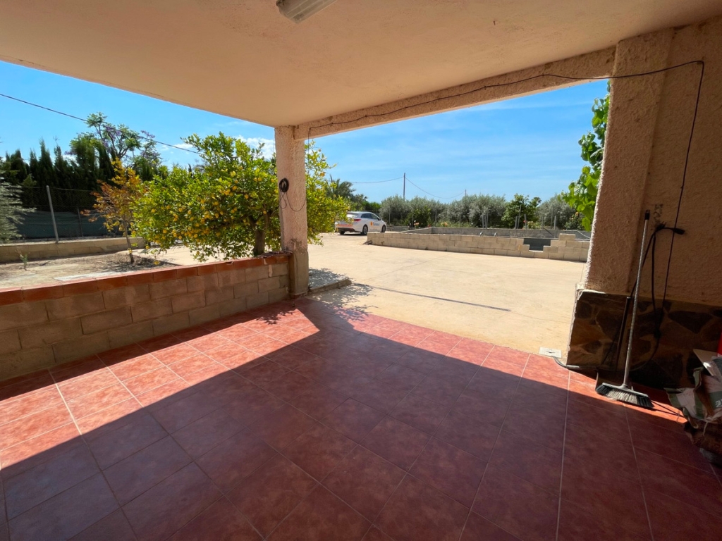 4 Bedroom 2 Bathroom House - Detached Villa in Crevillente - Crevillent