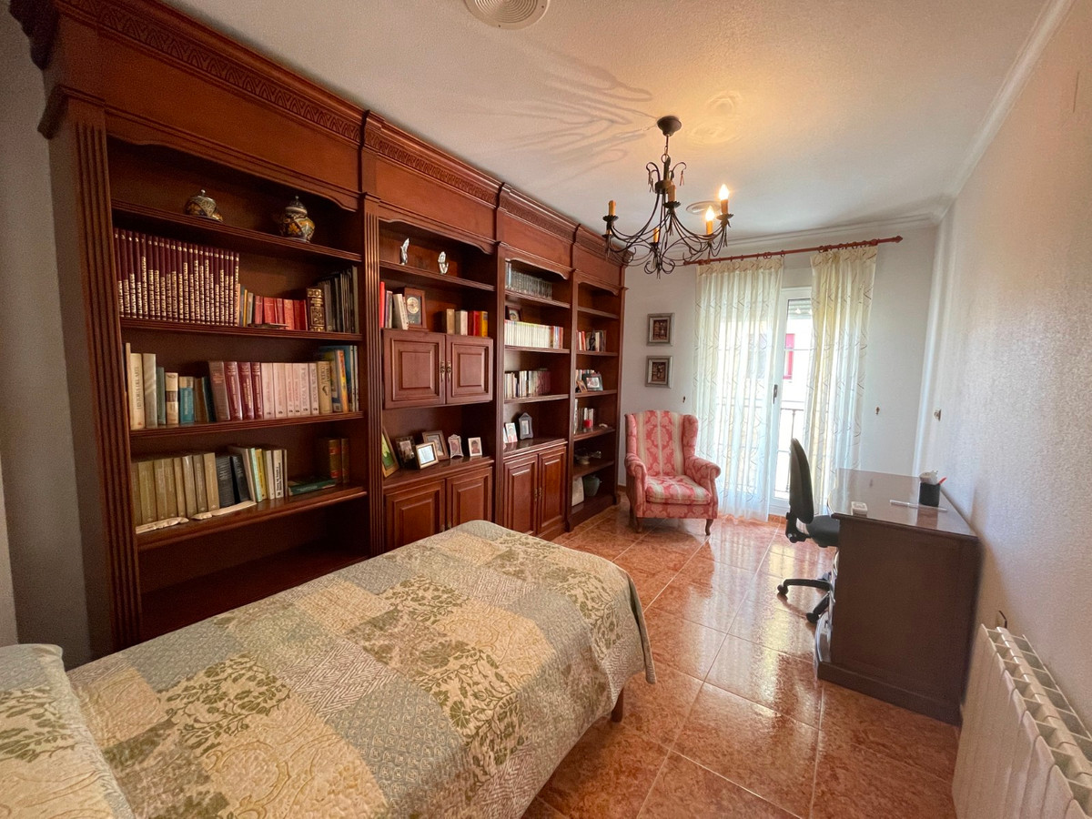 For sale - 5 Bedroom 3 Bathroom House - Townhouse in Formentera del Segura - Formentera del Segura Centro  - Alicante