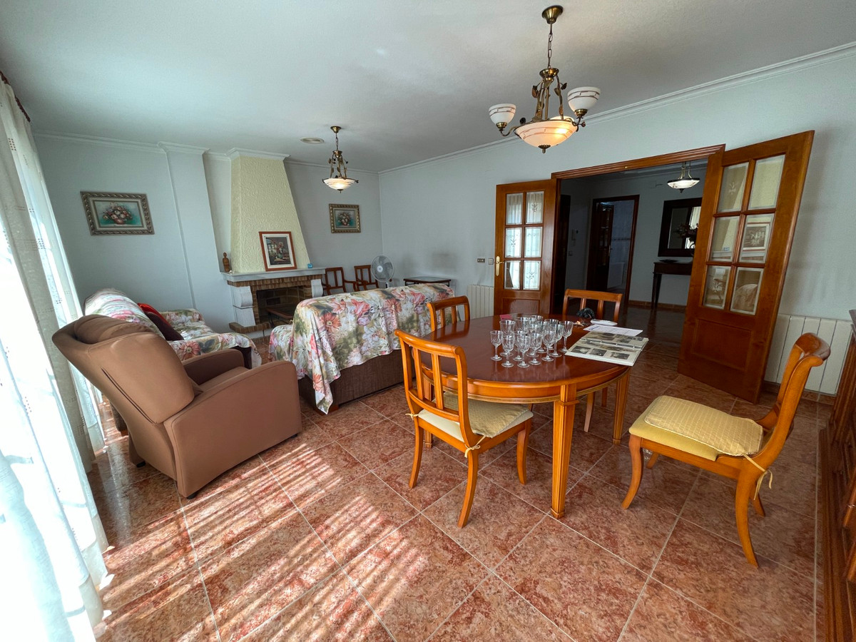 For sale - 5 Bedroom 3 Bathroom House - Townhouse in Formentera del Segura - Formentera del Segura Centro  - Alicante