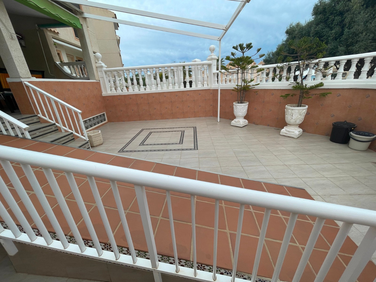For sale - 5 Bedroom 2 Bathroom House - Townhouse in Guardamar del Segura - Guardamar del Segura Centro  - Alicante