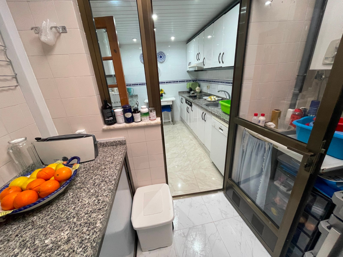 For sale - 5 Bedroom 2 Bathroom House - Townhouse in Guardamar del Segura - Guardamar del Segura Centro  - Alicante