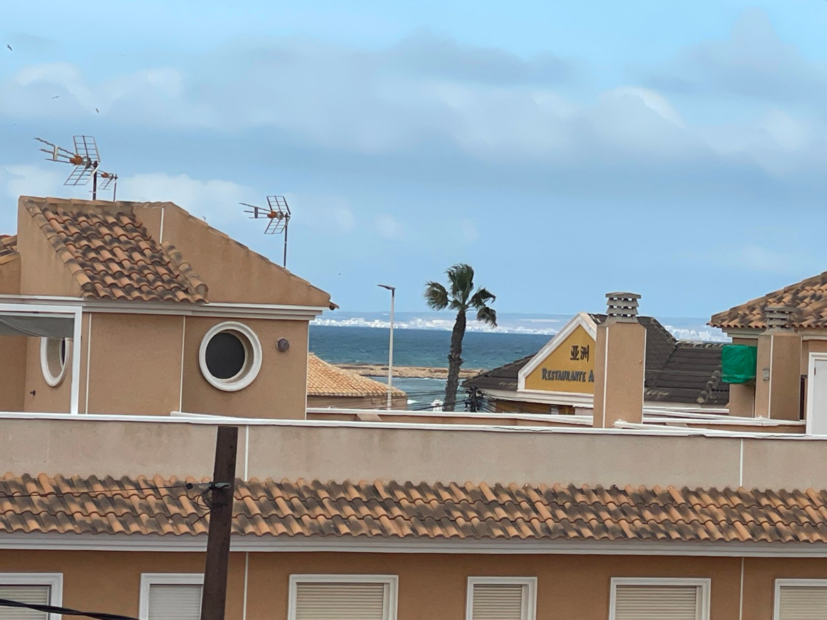 For sale - 3 Bedroom 2 Bathroom apartment in La Mata - La Mata  - Alicante