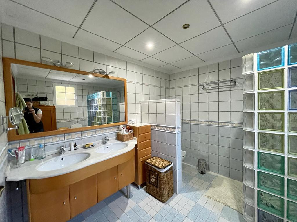 For sale - 7 Bedroom 4 Bathroom House - Detached Villa in Albatera - Albatera Centro  - Alicante
