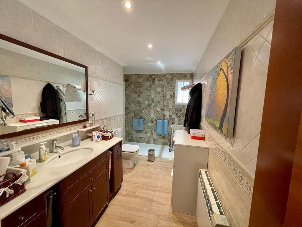 For sale - 7 Bedroom 4 Bathroom House - Detached Villa in Albatera - Albatera Centro  - Alicante