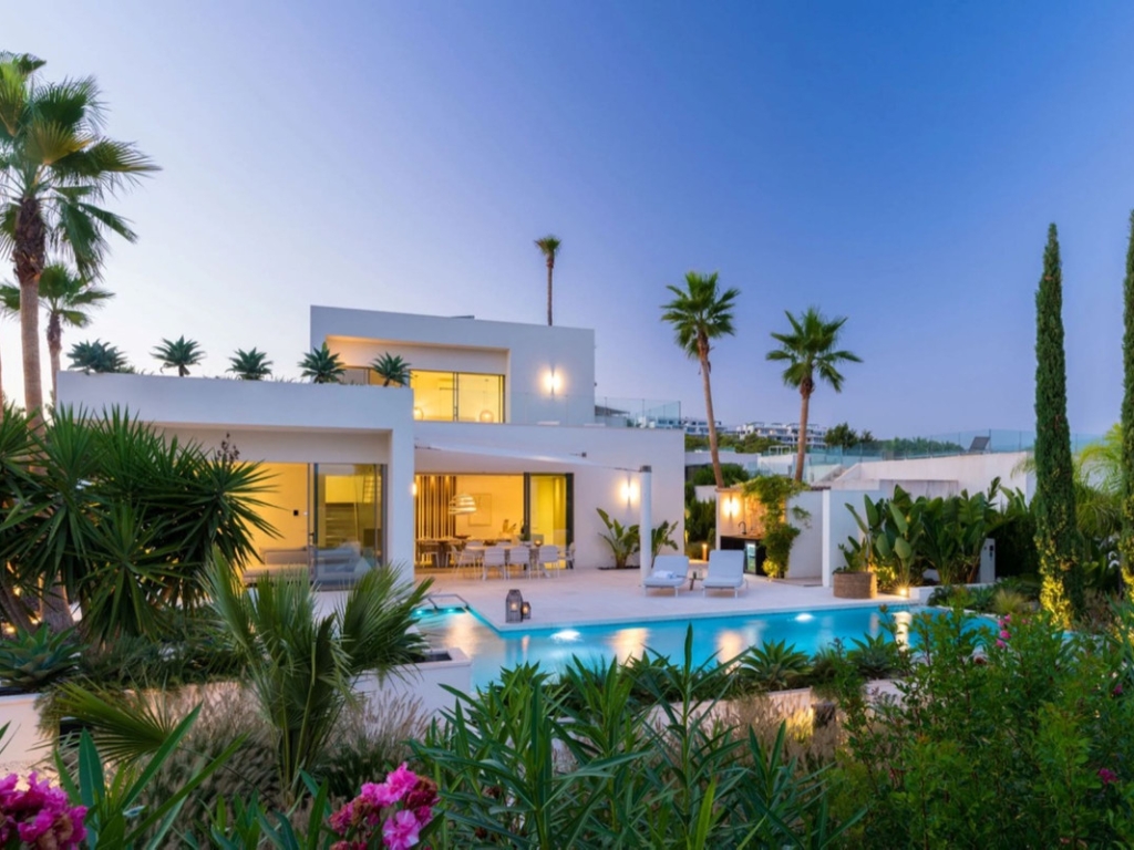 5 Bedroom 3 Bathroom House - Detached Villa in Orihuela