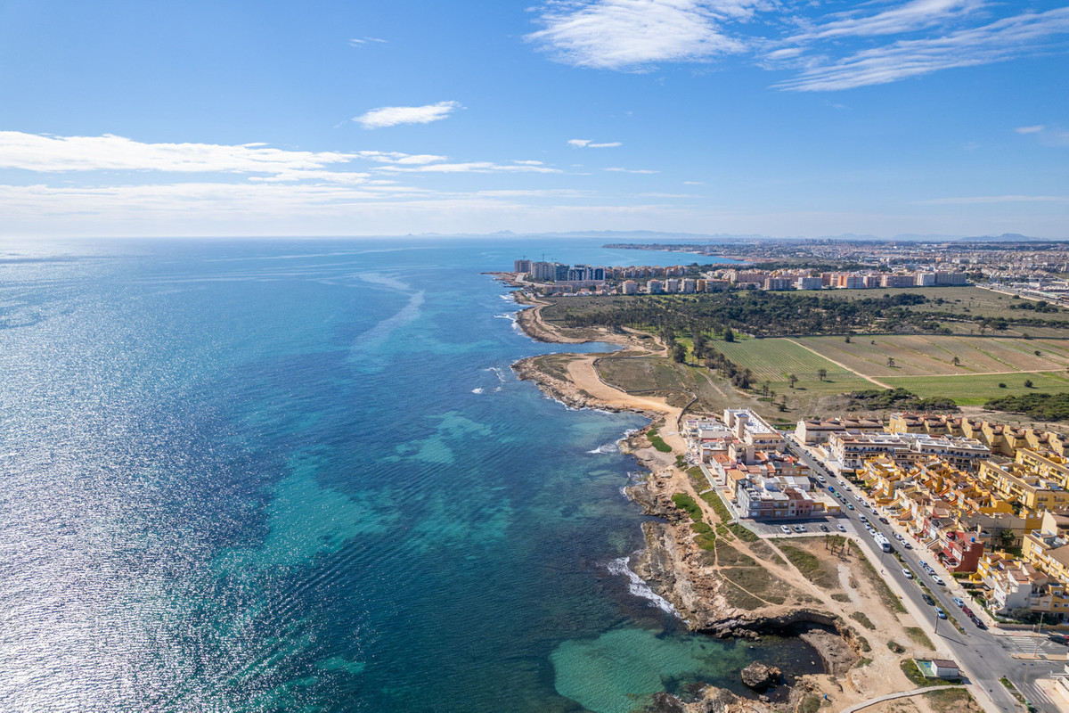For sale - 2 Bedroom 2 Bathroom Apartment - Penthouse in Torrevieja - La Veleta  - Alicante
