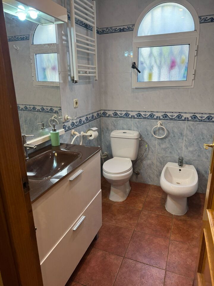 For sale - 4 Bedroom 3 Bathroom House - Detached Villa in Orihuela - La Zenia  - Alicante