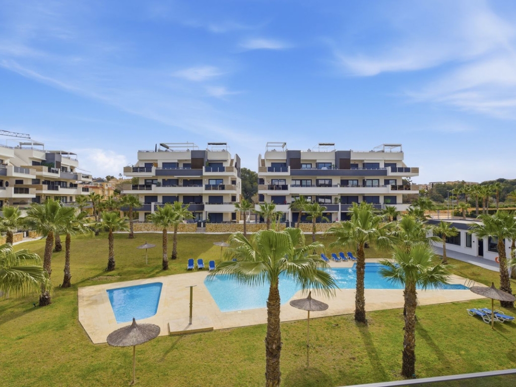 2 Bedroom 2 Bathroom Apartment - Middle Floor Apartment in Orihuela