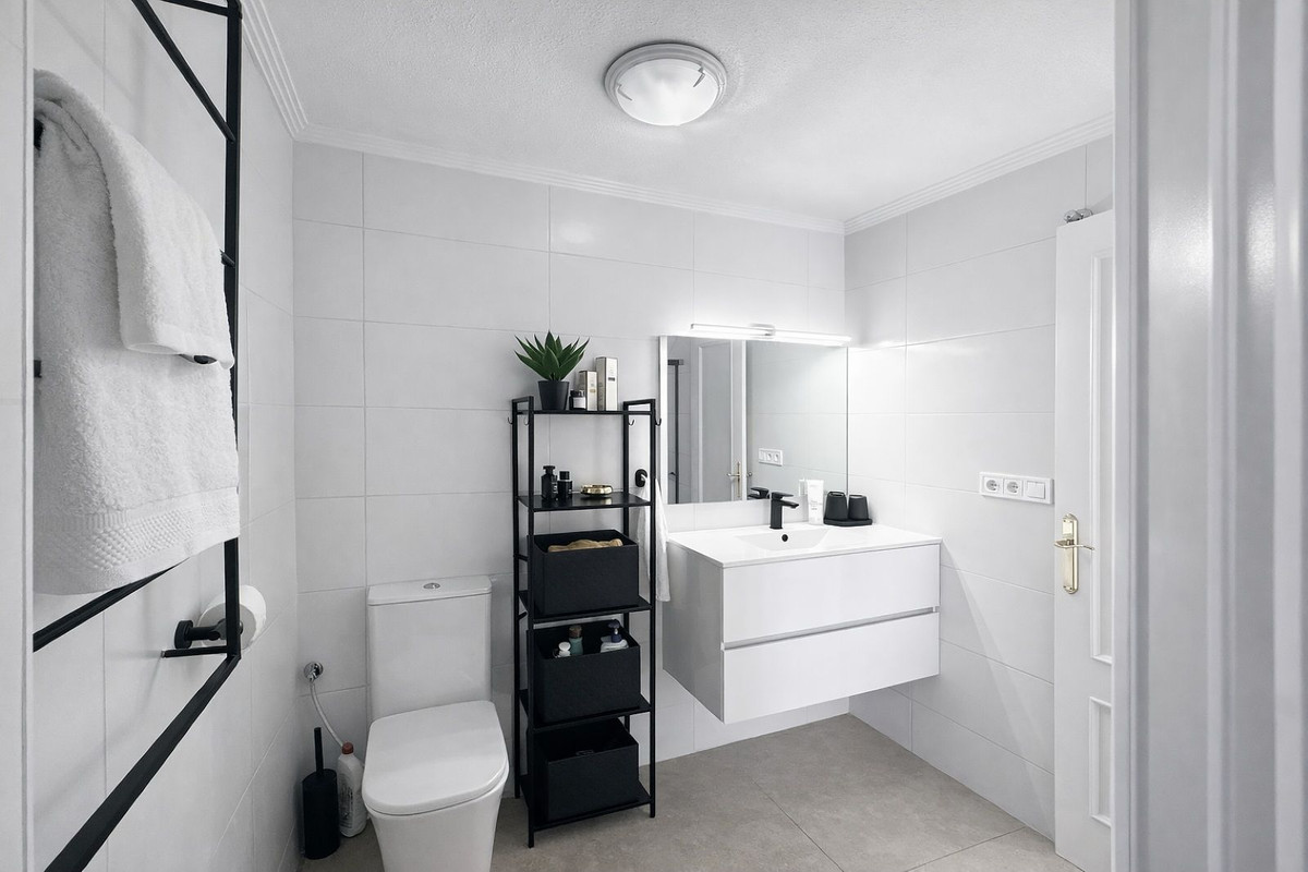 For sale - 2 Bedroom 1 Bathroom Apartment - Top Floor Apartment in Orihuela - Los Altos  - Alicante