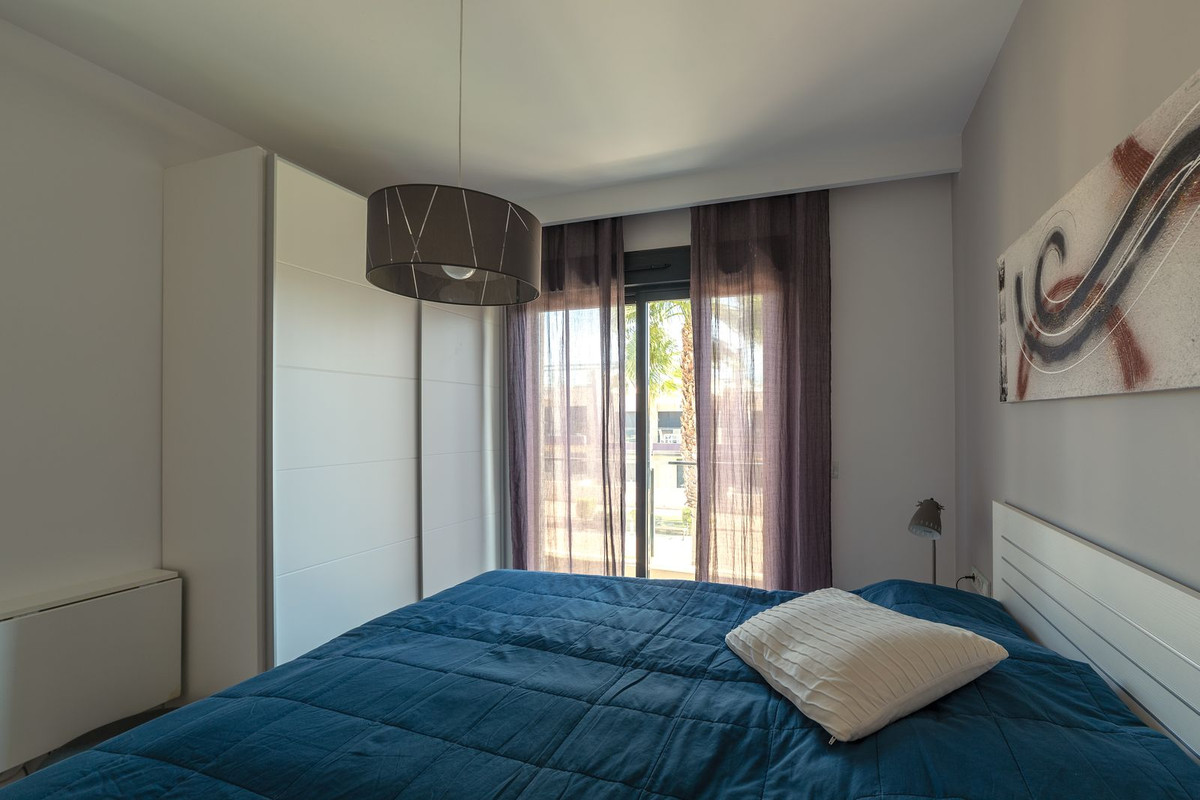 For sale - 2 Bedroom 2 Bathroom Apartment - Penthouse in Orihuela - Mil Palmeras  - Alicante