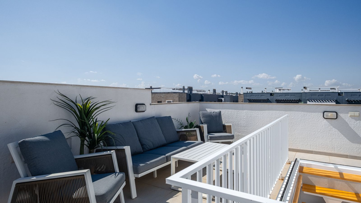 For sale - 2 Bedroom 1 Bathroom Apartment - Penthouse in Orihuela - Playa Flamenca  - Alicante