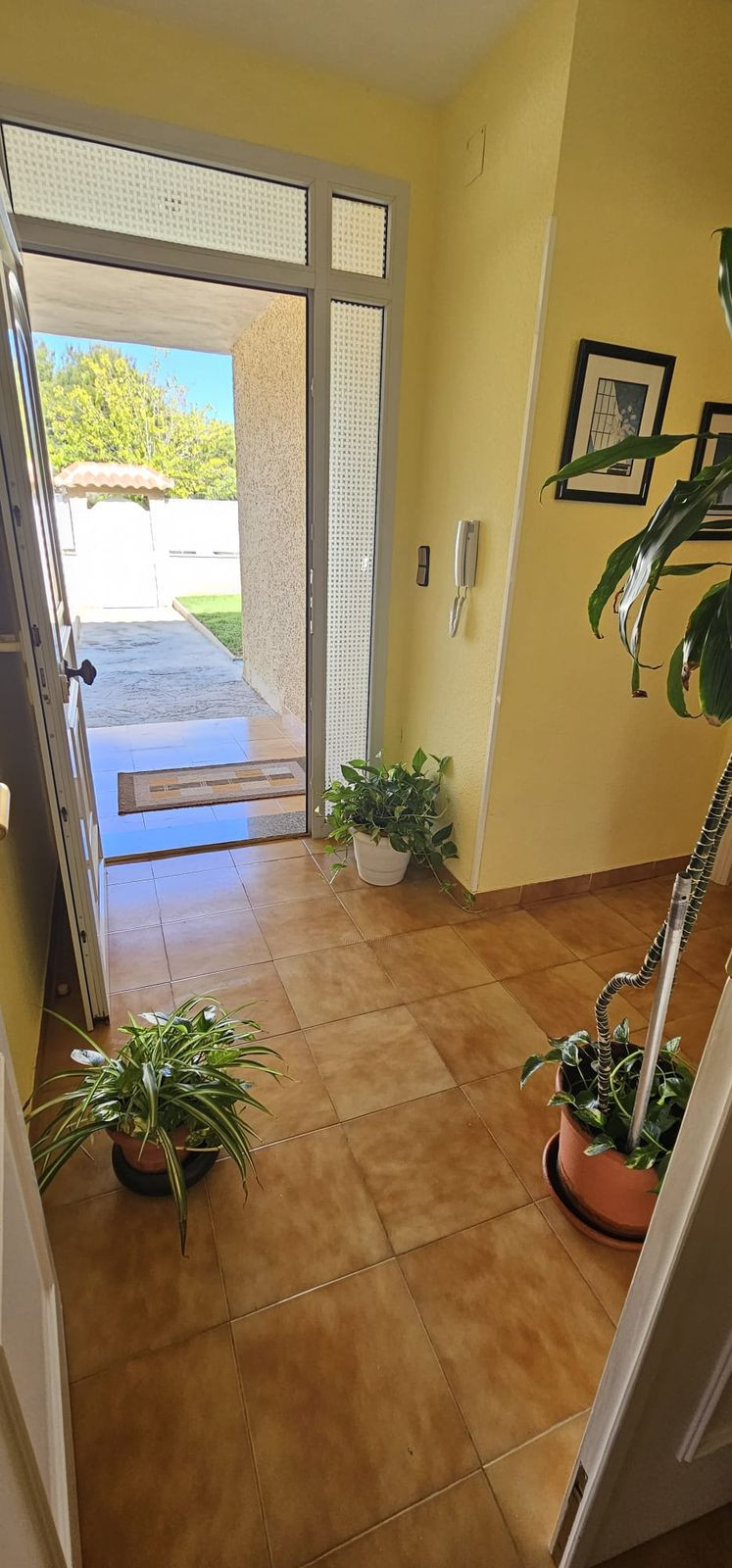 For sale - 5 Bedroom 3 Bathroom House - Detached Villa in Orihuela - Campoamor  - Alicante