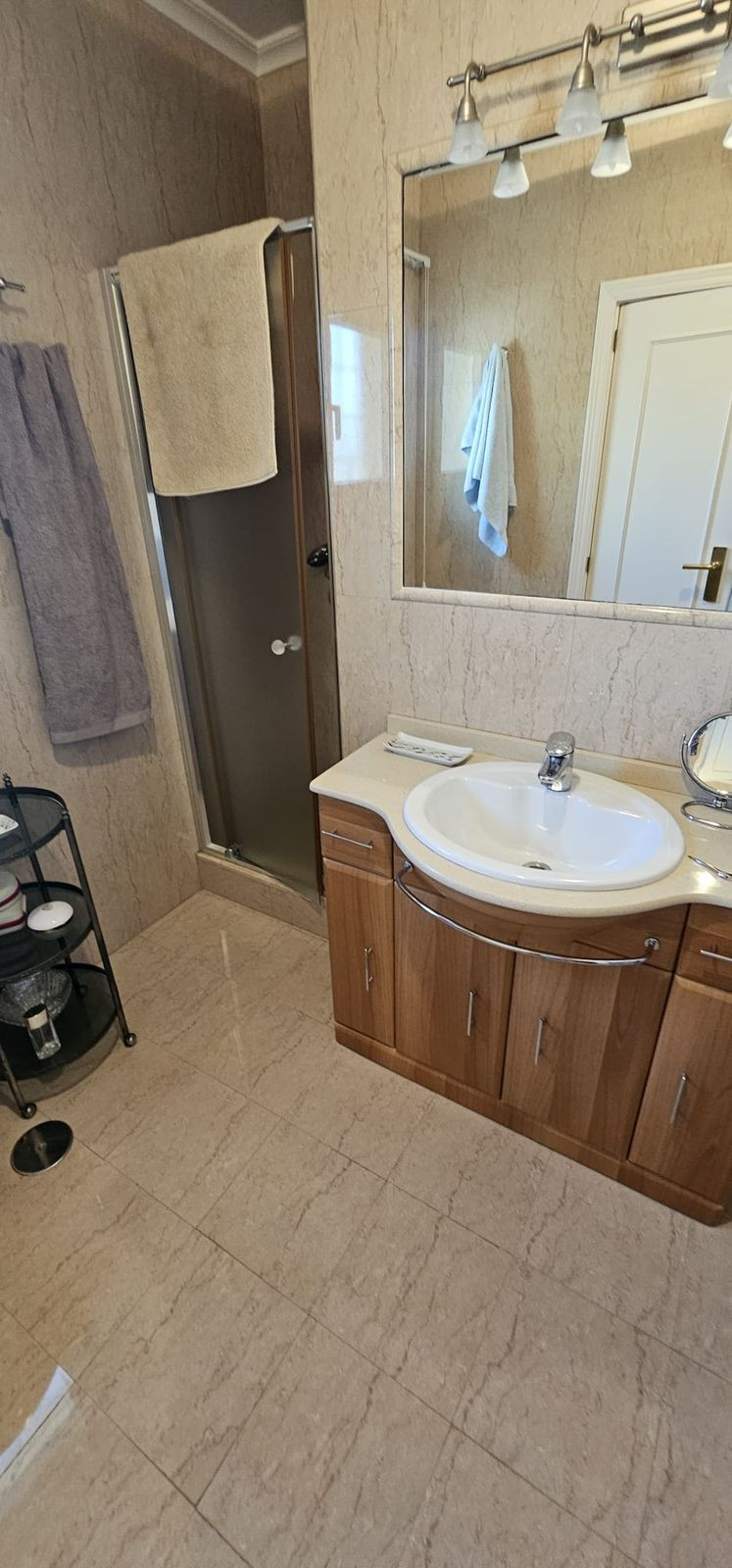 For sale - 5 Bedroom 3 Bathroom House - Detached Villa in Orihuela - Campoamor  - Alicante