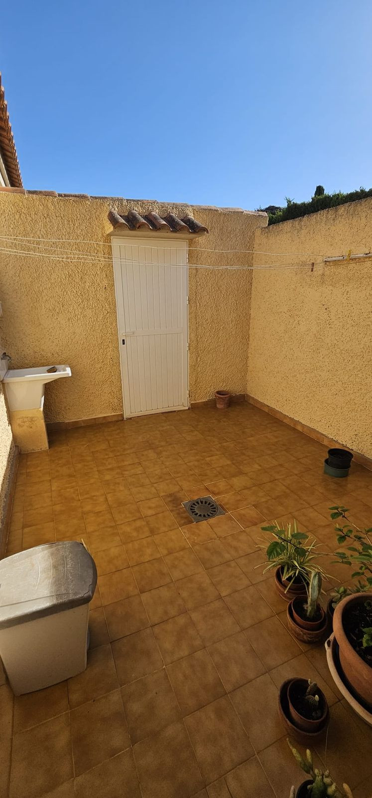 For sale - 5 Bedroom 3 Bathroom House - Detached Villa in Orihuela - Campoamor  - Alicante